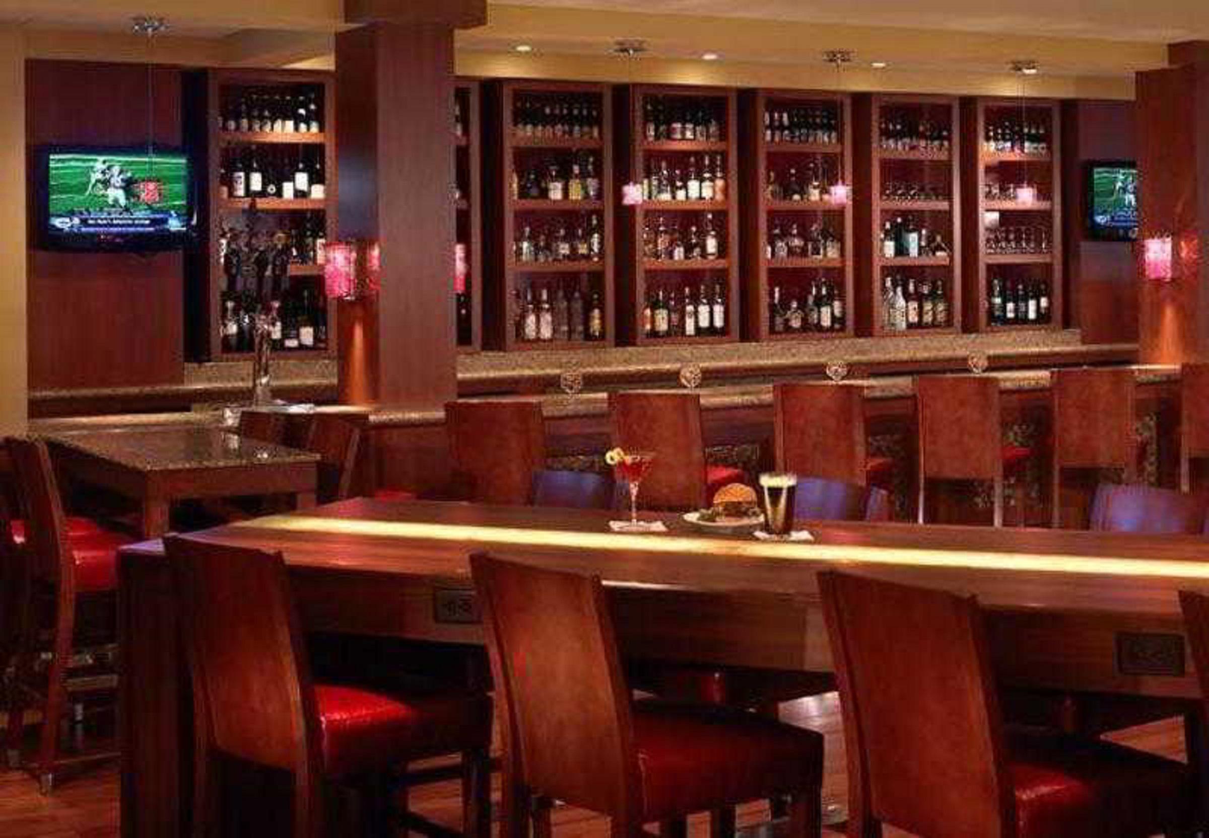 Wyndham Cleveland Airport Hotel Restaurant foto