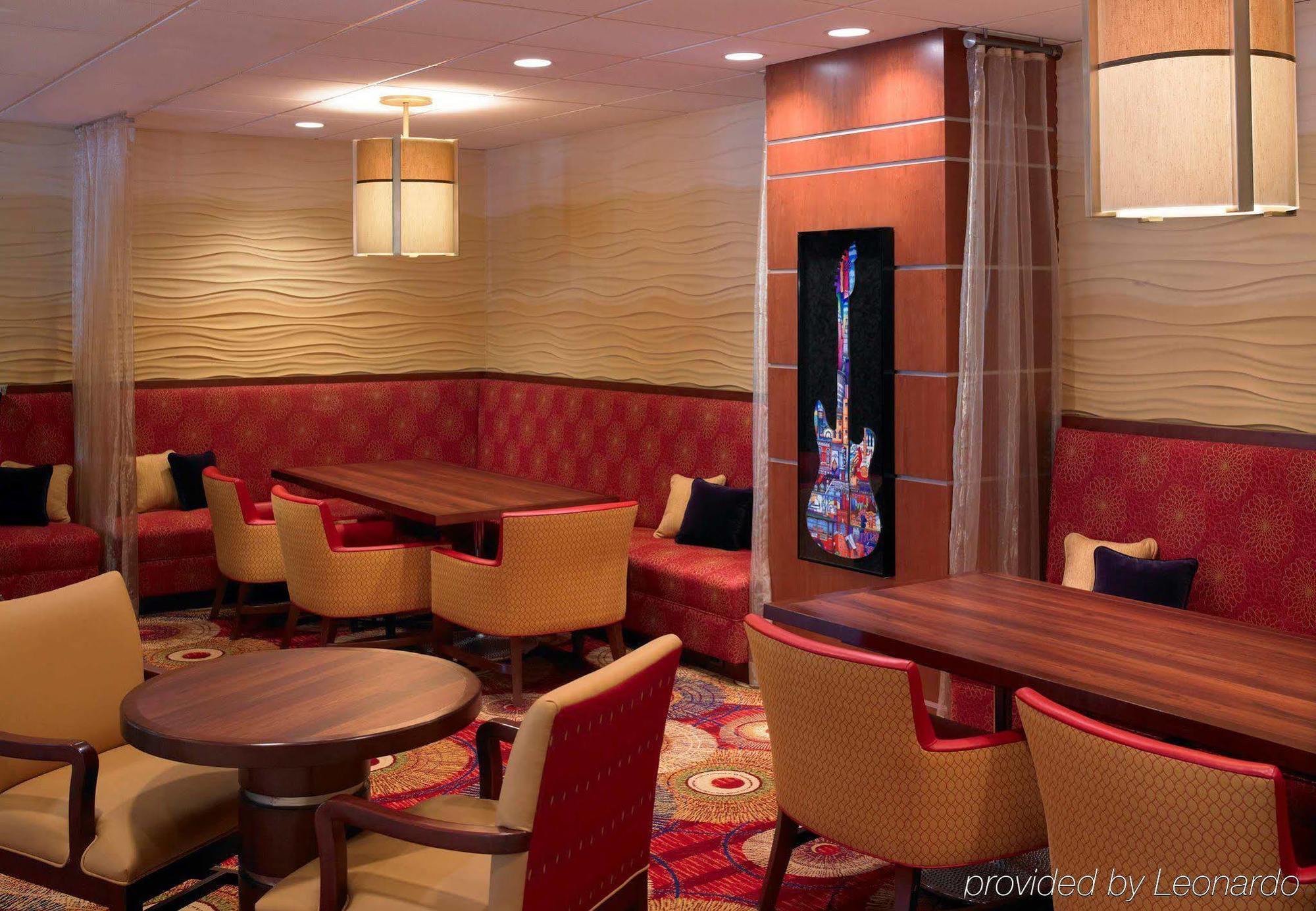 Wyndham Cleveland Airport Hotel Restaurant foto